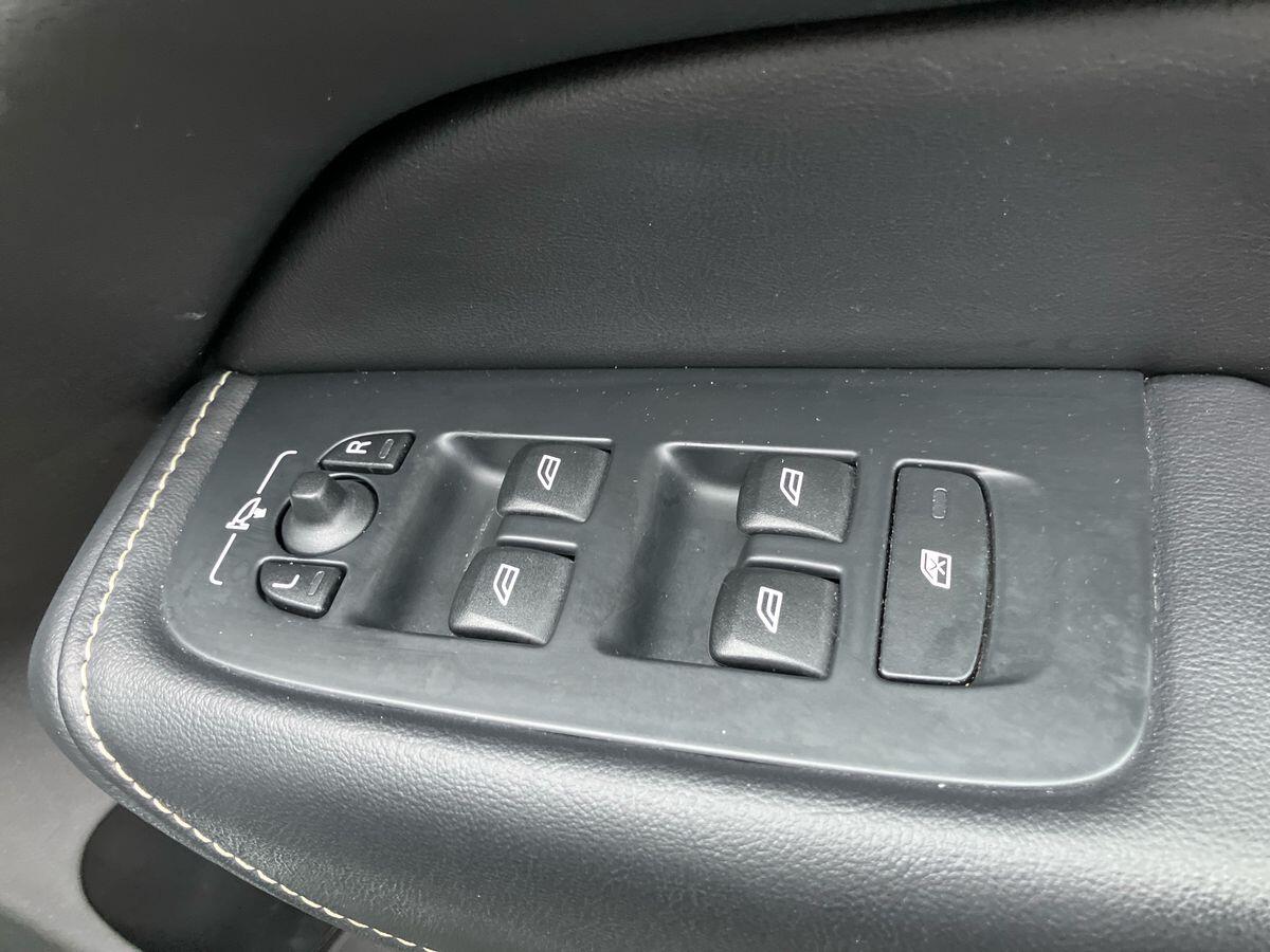 Used Volvo XC60 2019 for sale - 76866159: Photo 21