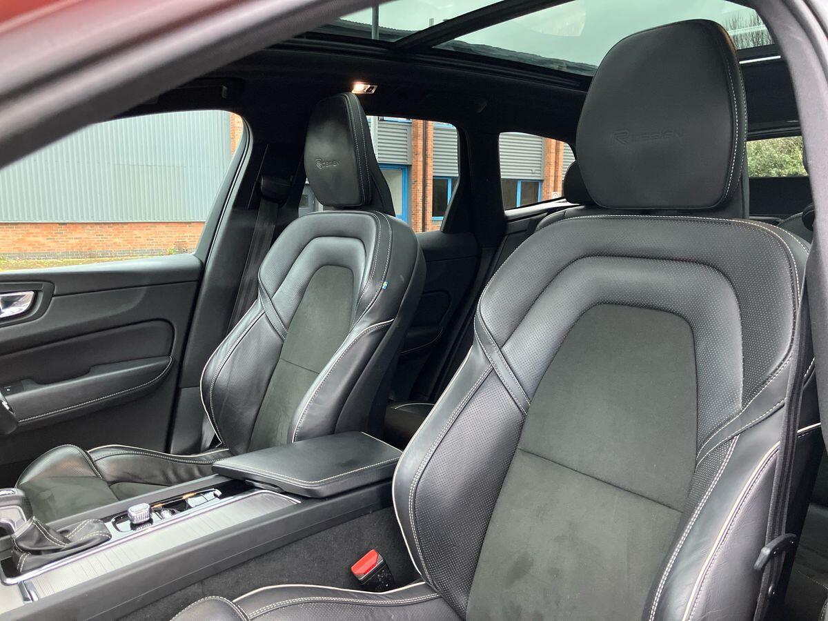 Used Volvo XC60 2019 for sale - 76866159: Photo 45