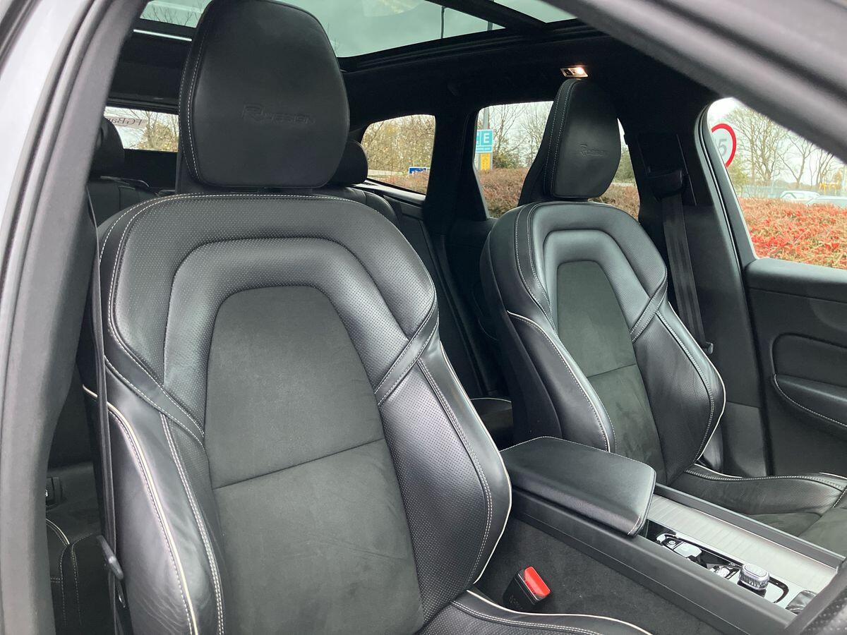 Used Volvo XC60 2019 for sale - 76866159: Photo 51