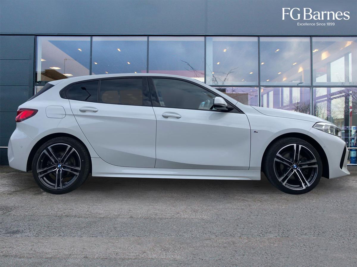 Used BMW 1 Series 2023 for sale - 76619625: Photo 2