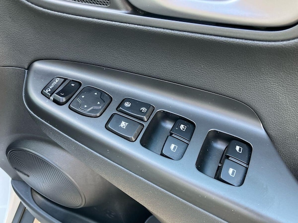 Used Hyundai KONA 2020 for sale - 76060795: Photo 21