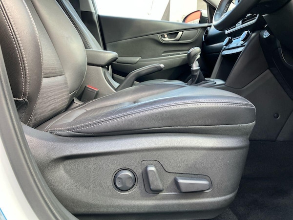 Used Hyundai KONA 2020 for sale - 76060795: Photo 40