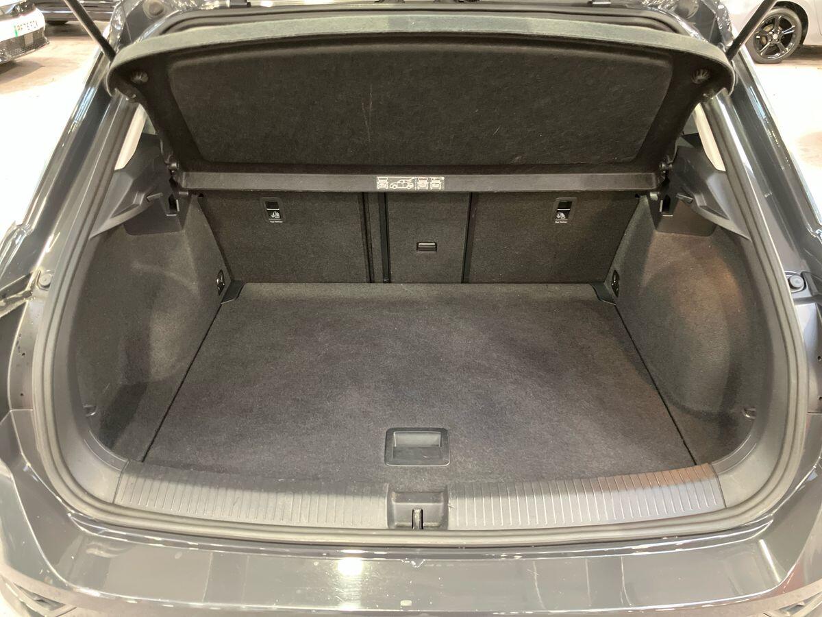 Used Volkswagen T-Roc 2020 for sale - 76990407: Photo 29