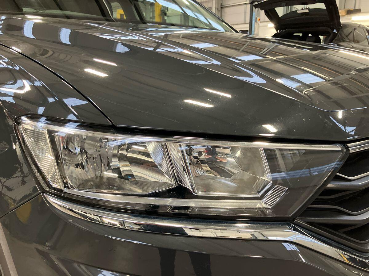 Used Volkswagen T-Roc 2020 for sale - 76990407: Photo 30