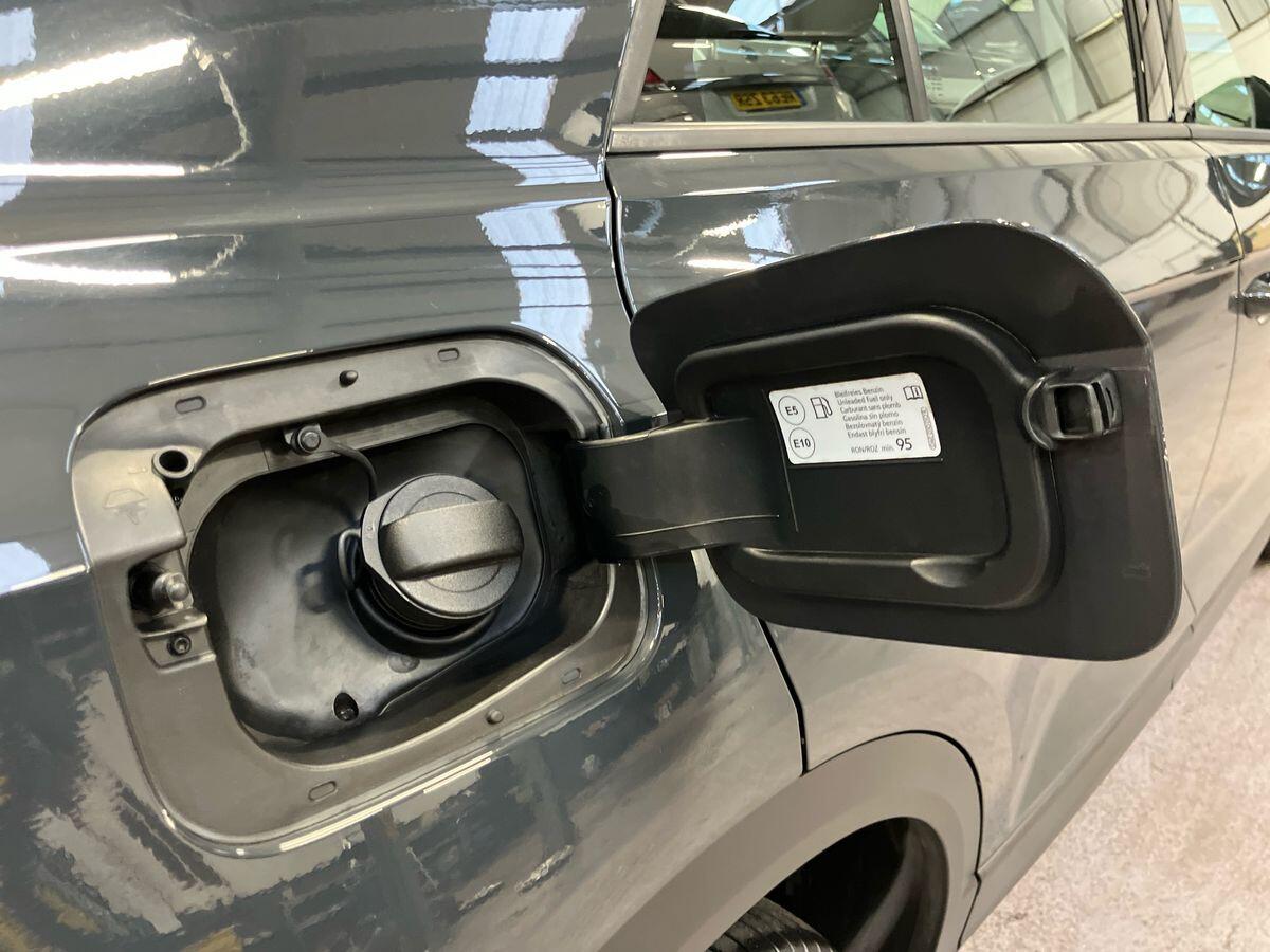 Used Volkswagen T-Roc 2020 for sale - 76990407: Photo 35