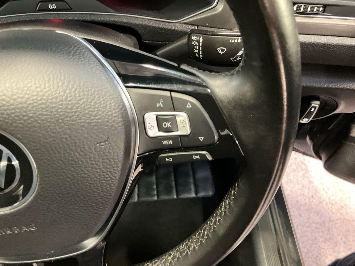 Used Volkswagen T-Roc 2020 for sale - 76990407: Photo 49