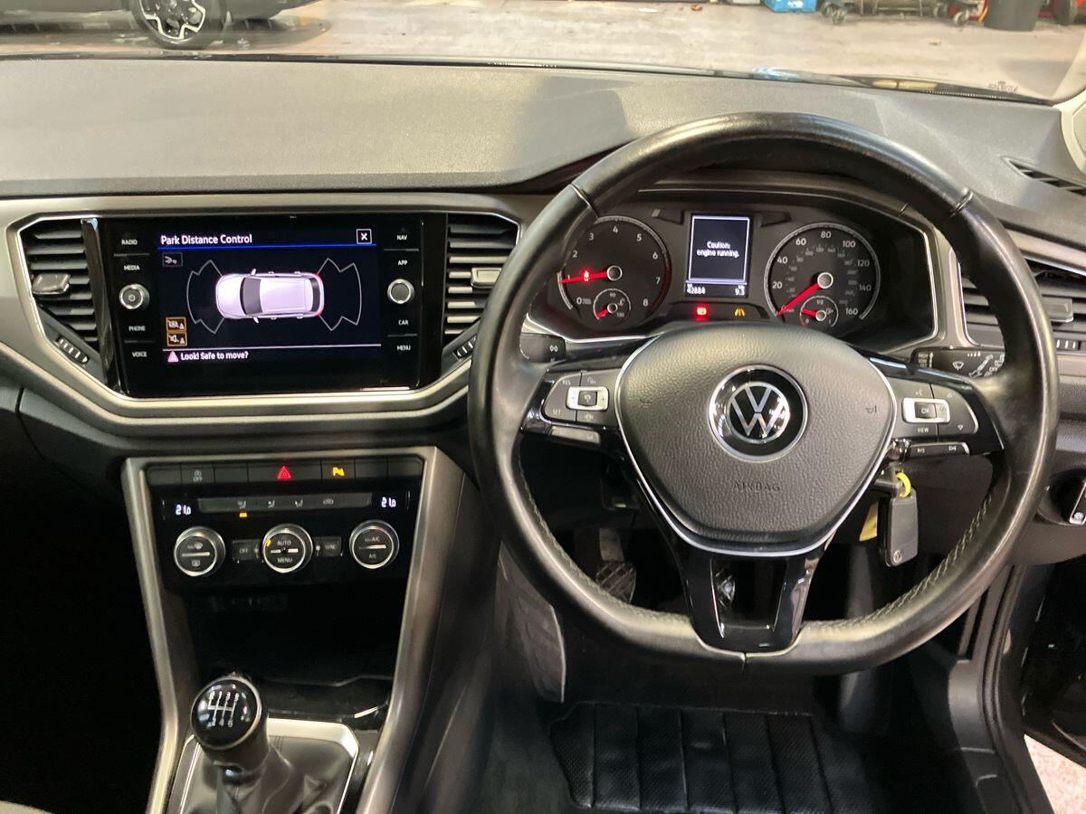 Used Volkswagen T-Roc 2020 for sale - 76990407: Photo 56