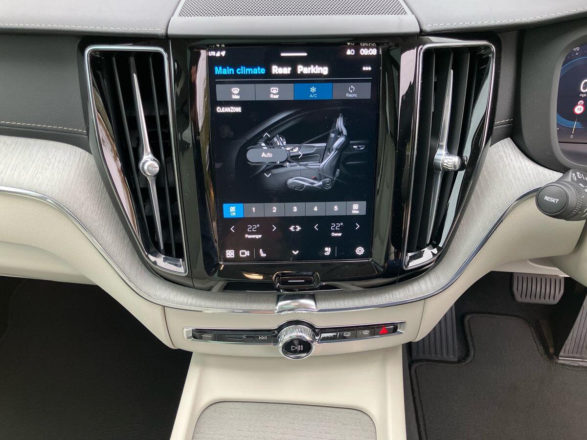 Used Volvo XC60 2024 for sale - 76408796: Photo 19