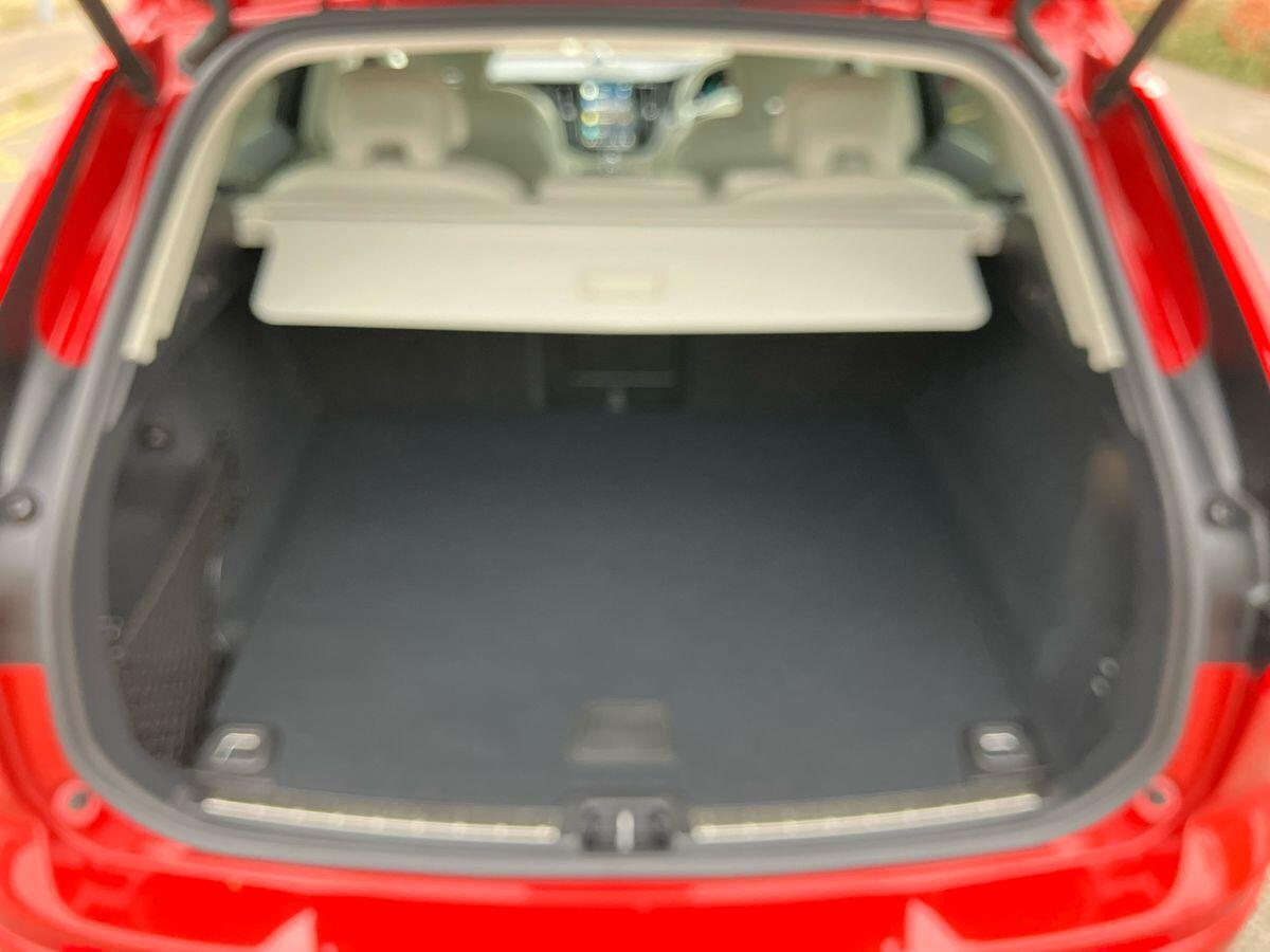 Used Volvo XC60 2024 for sale - 76408796: Photo 30