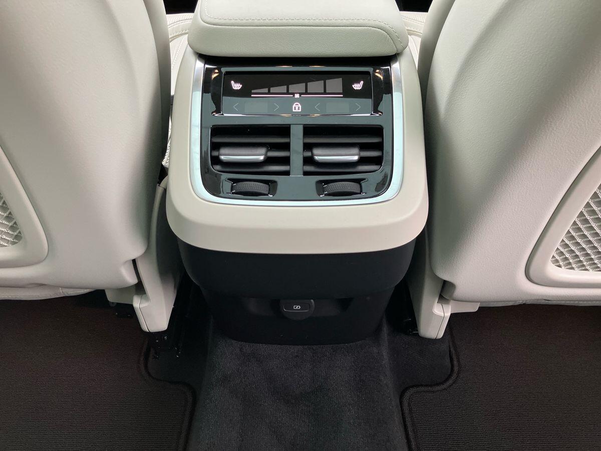 Used Volvo XC60 2024 for sale - 76408796: Photo 53