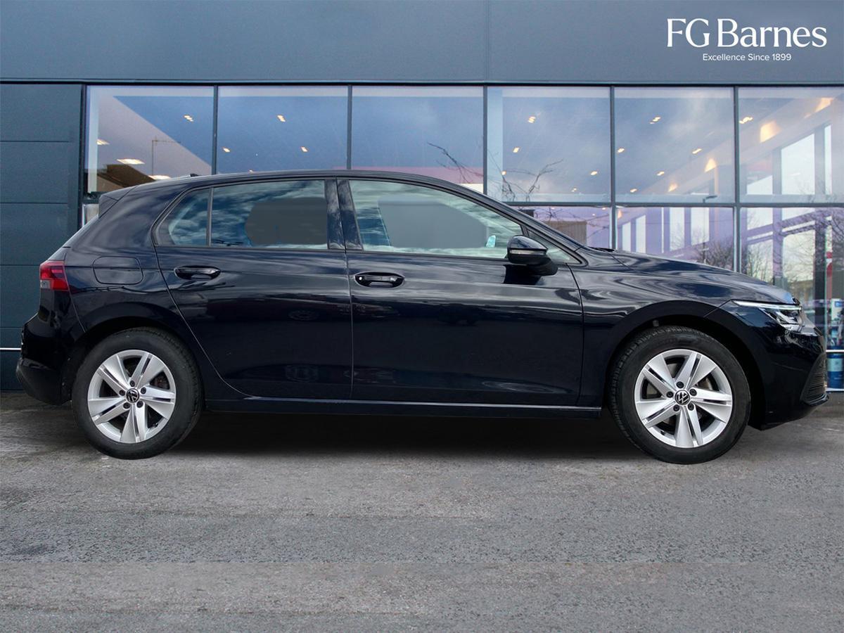 Used Volkswagen Golf 2022 for sale - 76122289: Photo 2