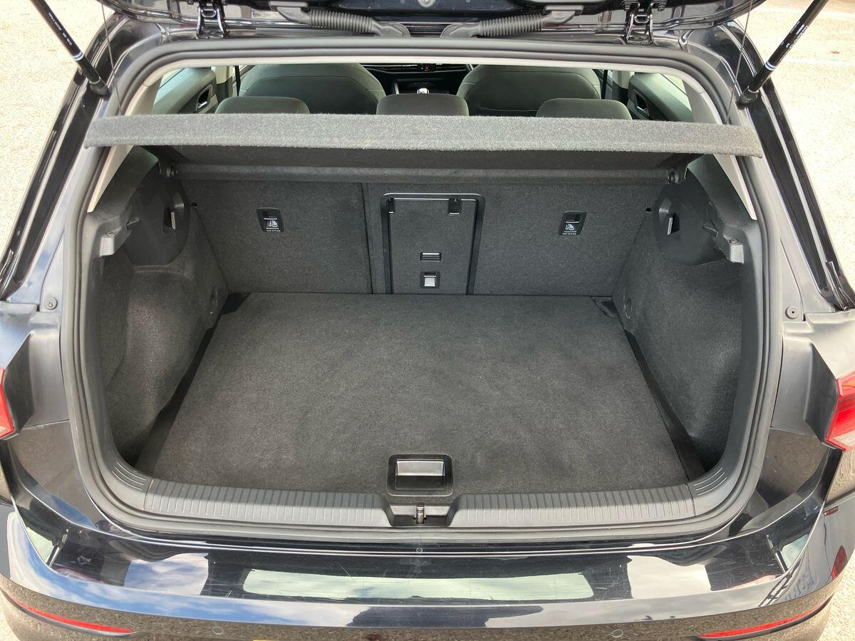 Used Volkswagen Golf 2022 for sale - 76122289: Photo 30