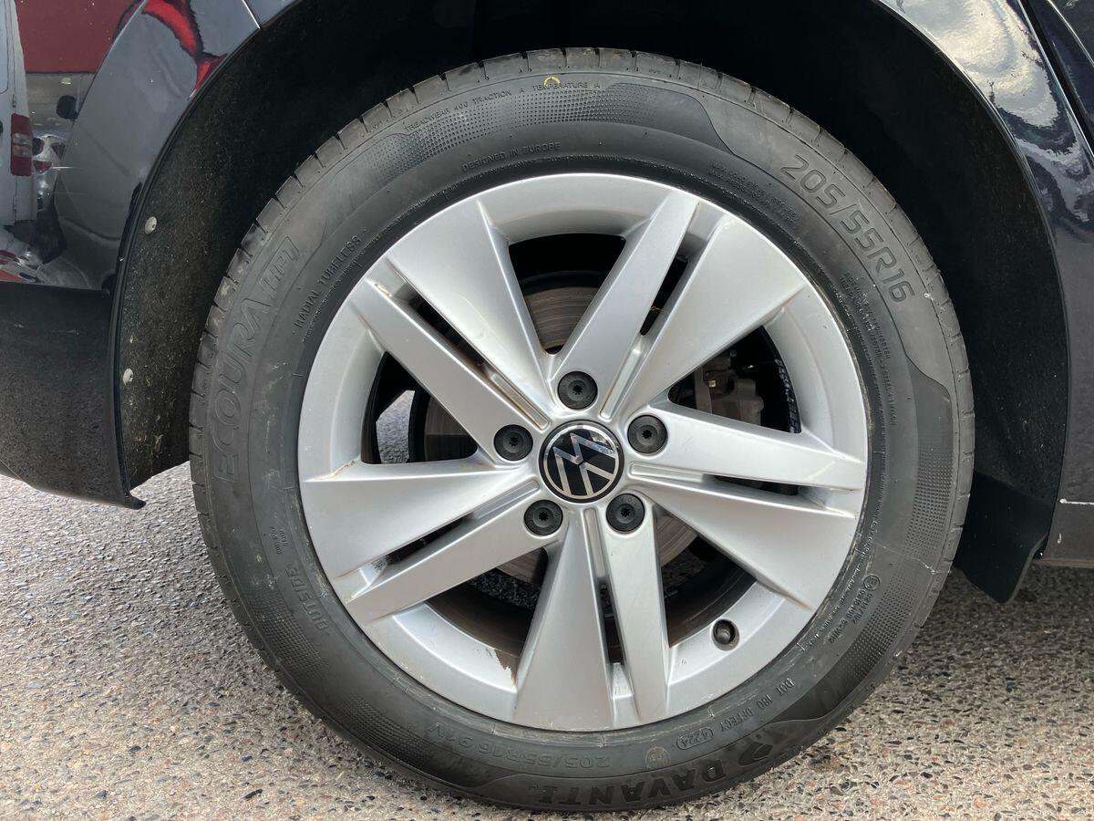 Used Volkswagen Golf 2022 for sale - 76122289: Photo 42