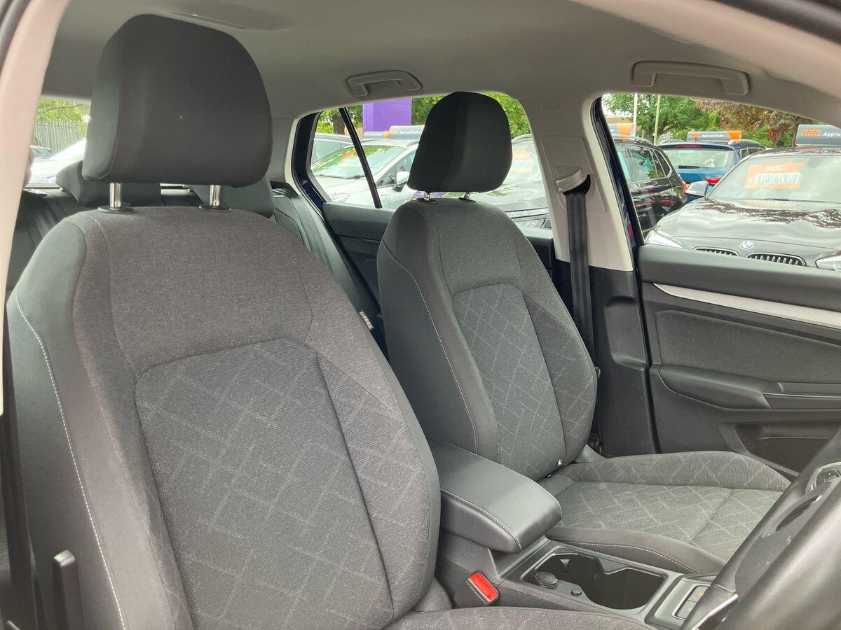 Used Volkswagen Golf 2022 for sale - 76059718: Photo 43