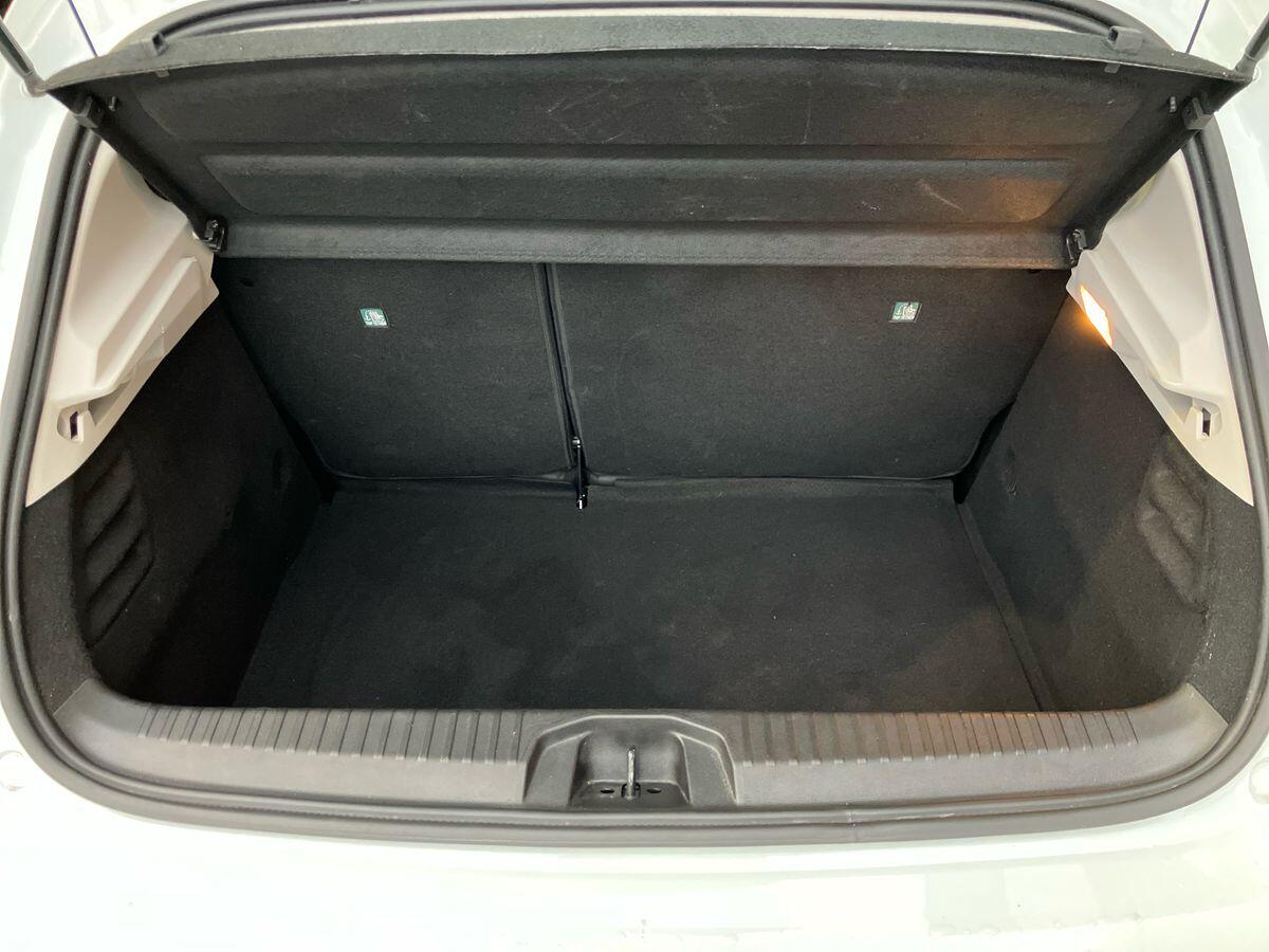 Used Renault Clio 2021 for sale - 76360511: Photo 30