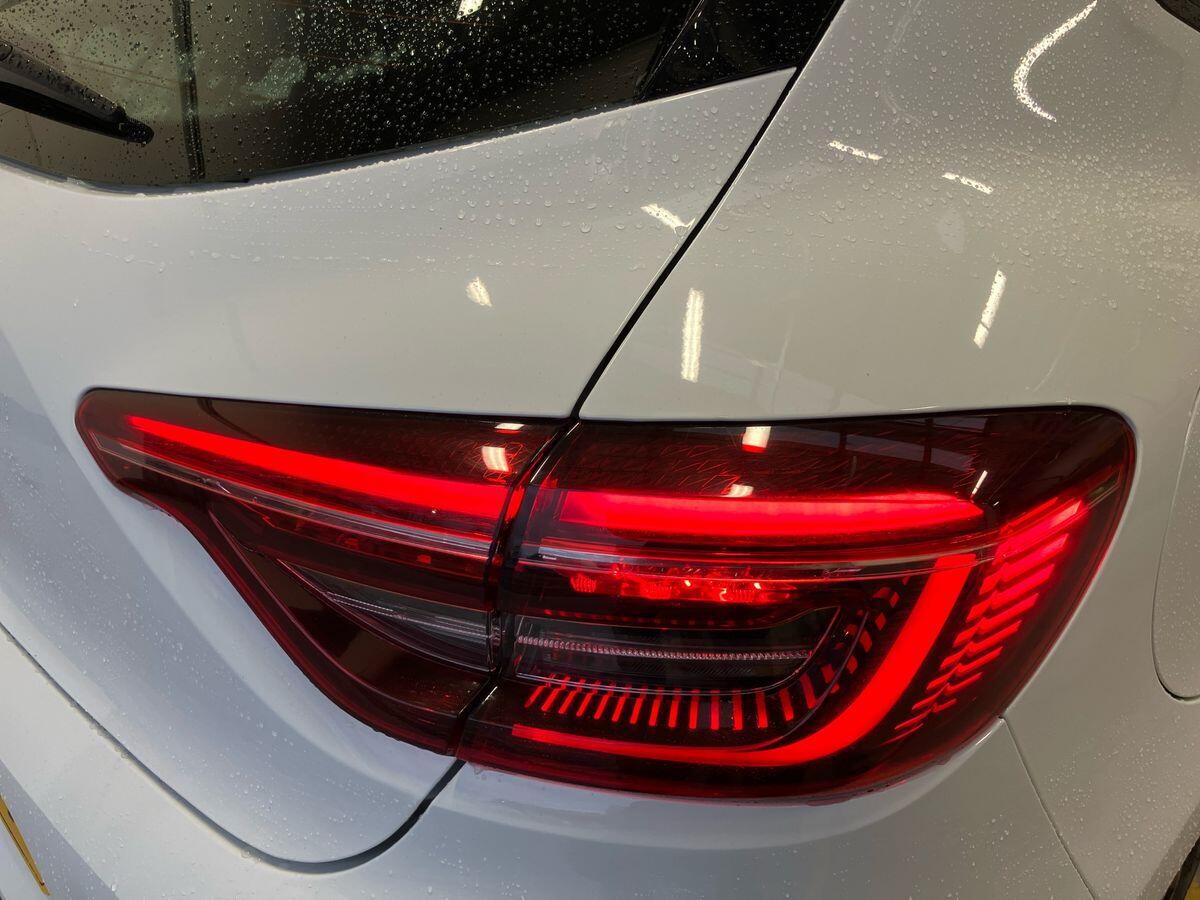 Used Renault Clio 2021 for sale - 76360511: Photo 39