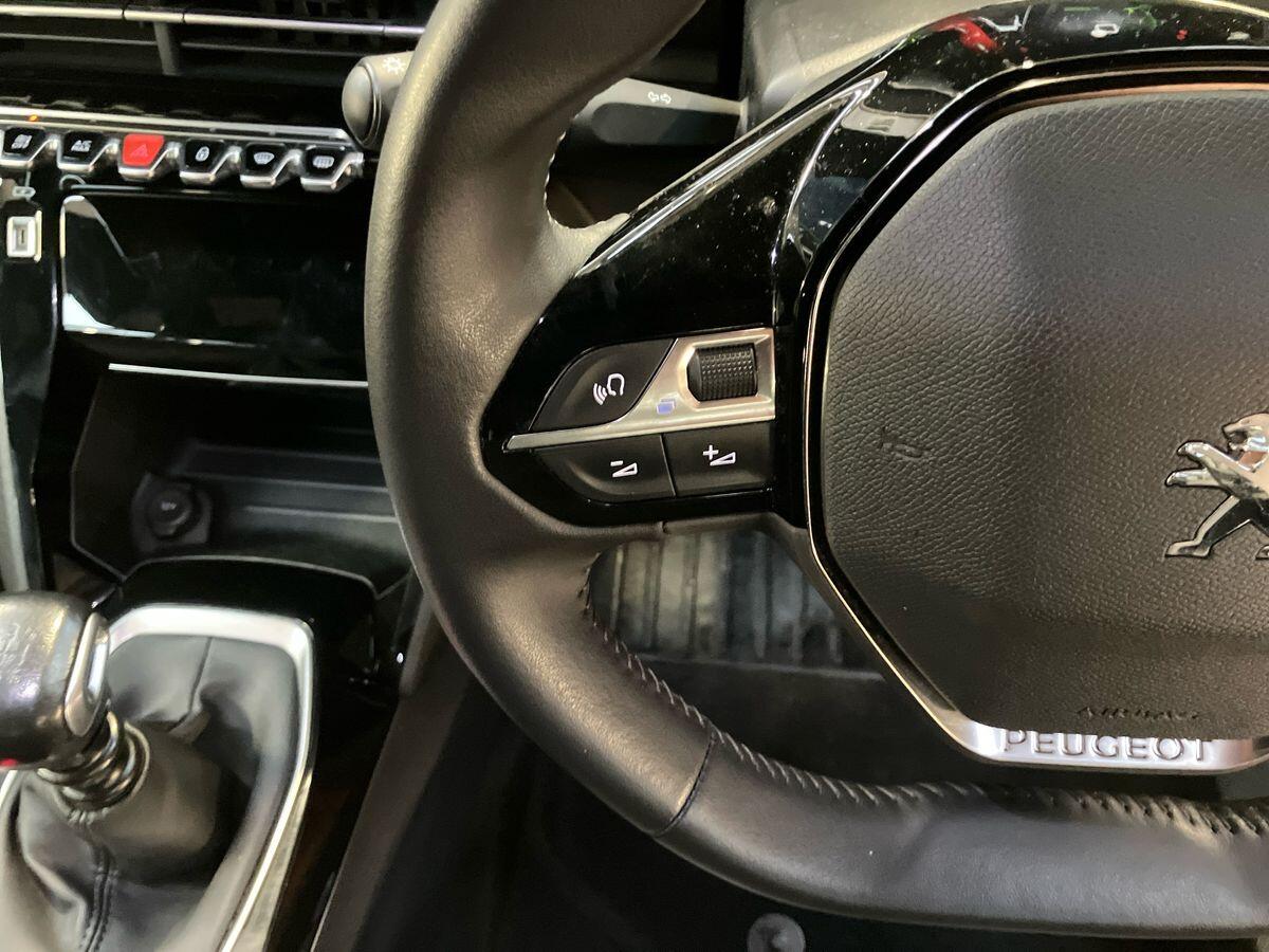 Used Peugeot 2008 2023 for sale - 77081518: Photo 27
