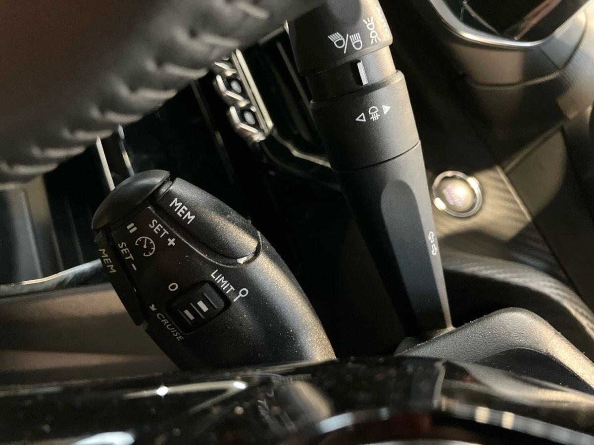 Used Peugeot 2008 2023 for sale - 77081518: Photo 53