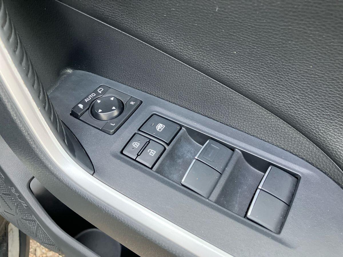 Used Toyota RAV4 2019 for sale - 76657712: Photo 21