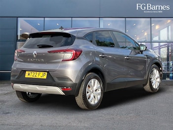 Used Renault Captur 2022 for sale - 75826804: Photo