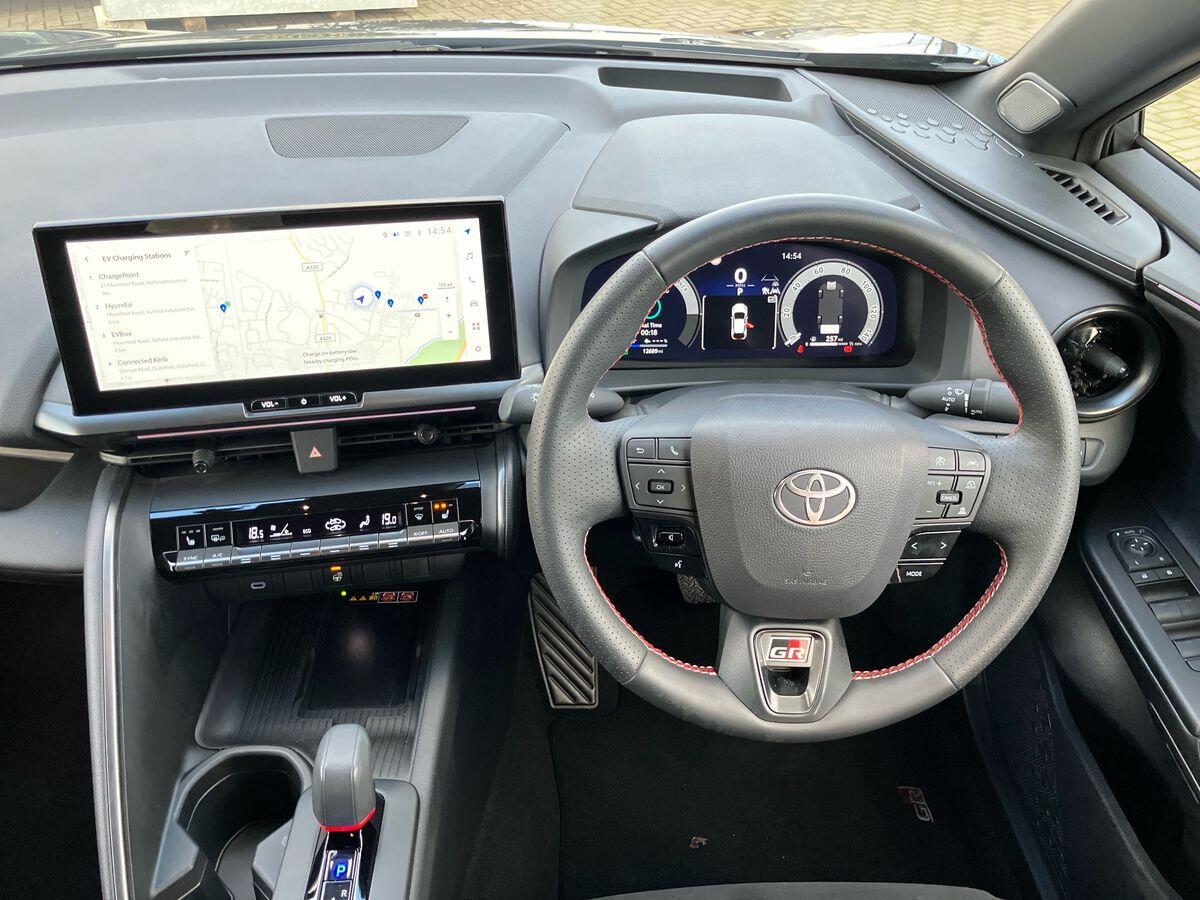 Used Toyota C-HR 2024 for sale - 76898225: Photo 14