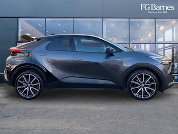 Used Toyota C-HR 2024 for sale - 76898225: Photo