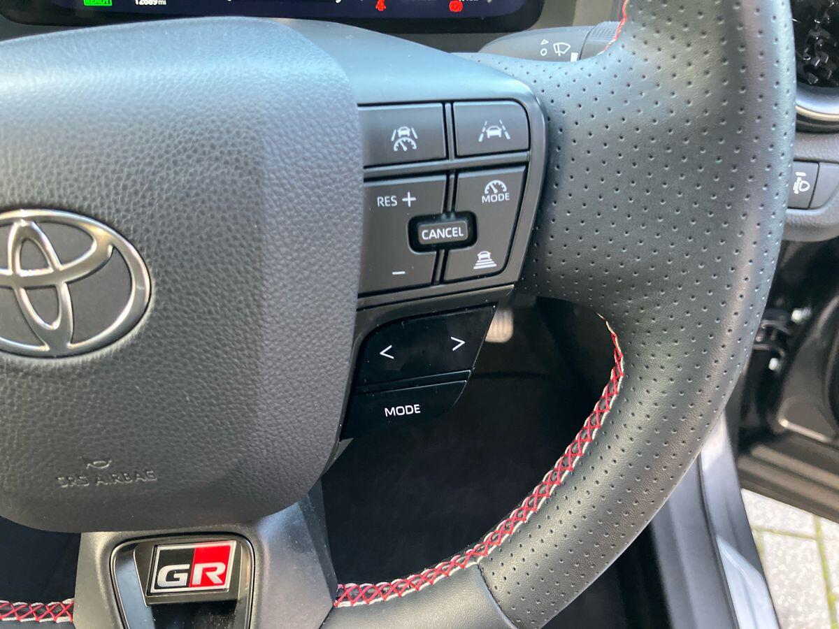 Used Toyota C-HR 2024 for sale - 76898225: Photo 45