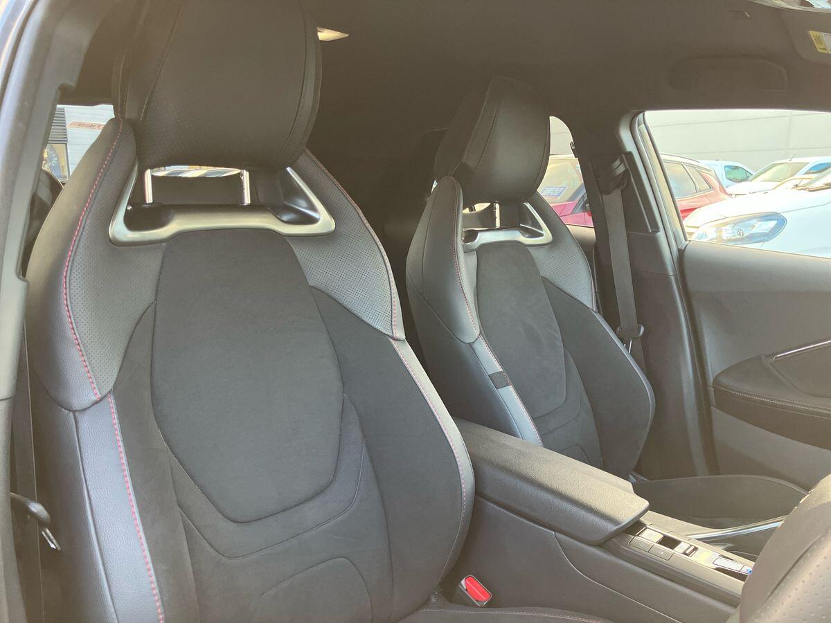 Used Toyota C-HR 2024 for sale - 76898225: Photo 46