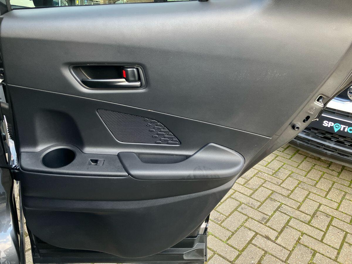 Used Toyota C-HR 2024 for sale - 76898225: Photo 53