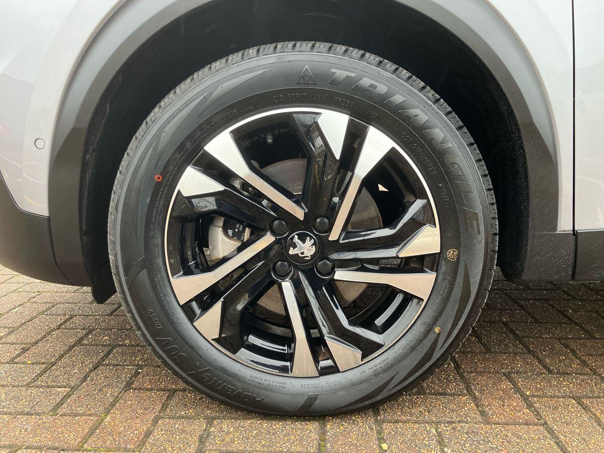 Used Peugeot 2008 2022 for sale - 76360298: Photo 11