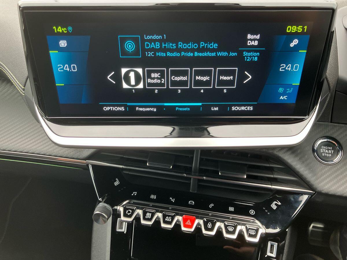 Used Peugeot 2008 2022 for sale - 76360298: Photo 22