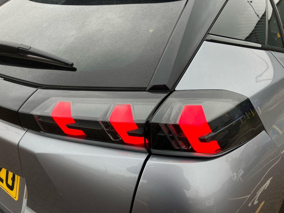 Used Peugeot 2008 2022 for sale - 76360298: Photo 43