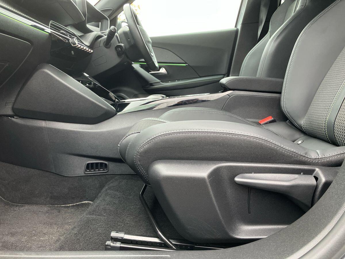 Used Peugeot 2008 2022 for sale - 76360298: Photo 47