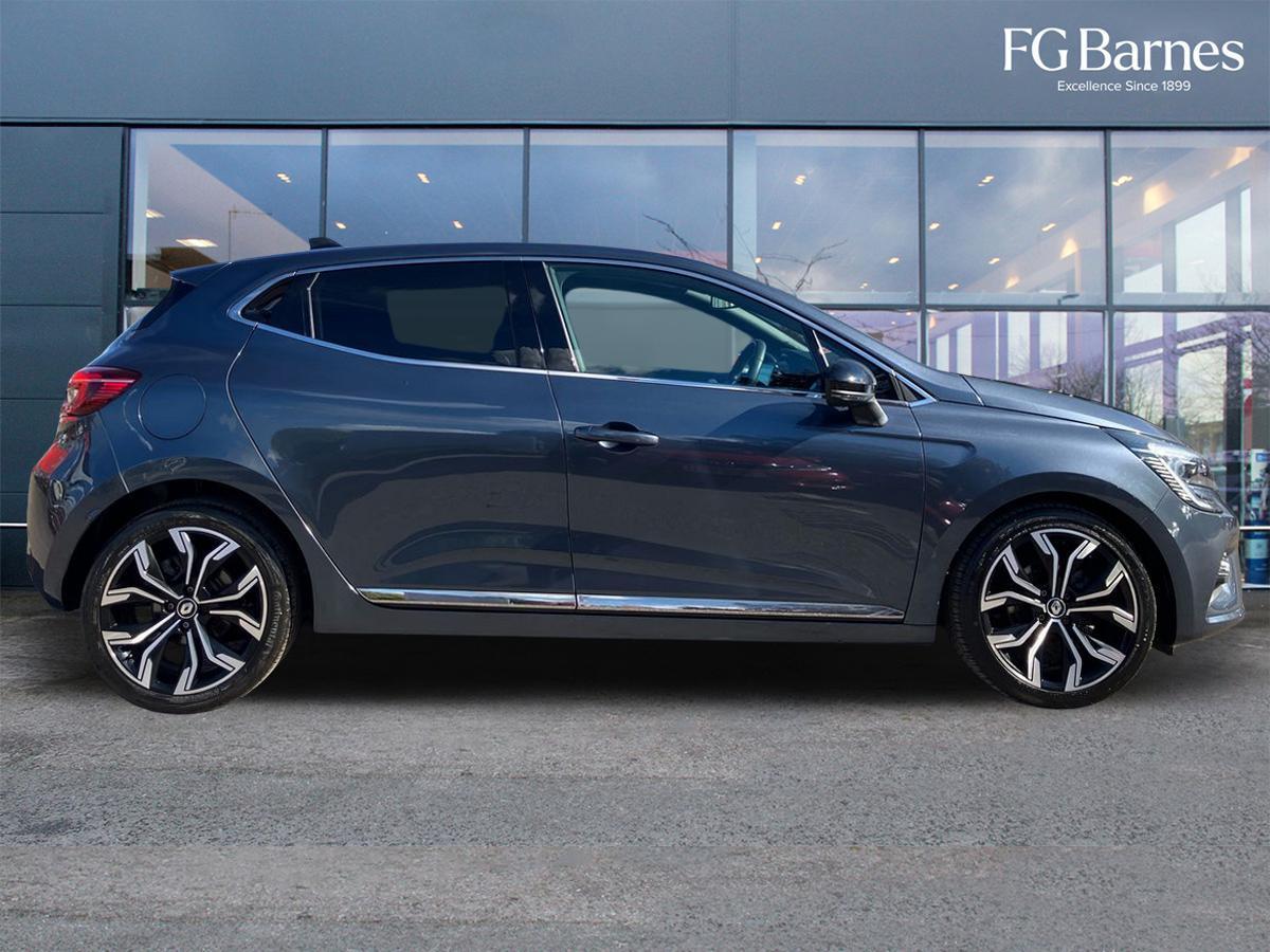 Used Renault Clio 2022 for sale - 76060009: Photo 2