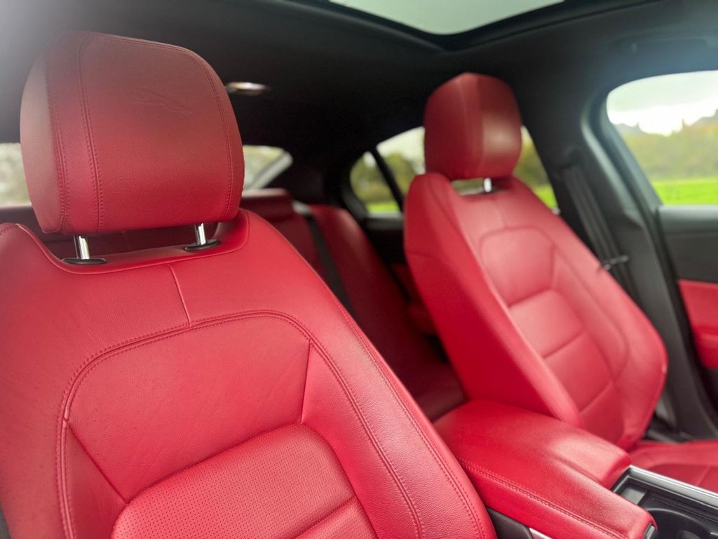 Used Jaguar XE 2020 for sale - 76649572: Photo 19