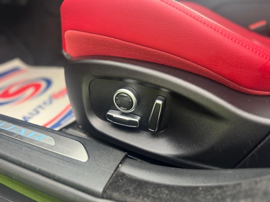 Used Jaguar XE 2020 for sale - 76649572: Photo 25