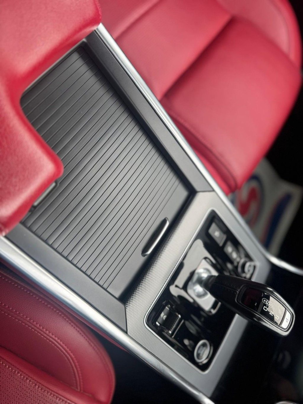 Used Jaguar XE 2020 for sale - 76649572: Photo 47