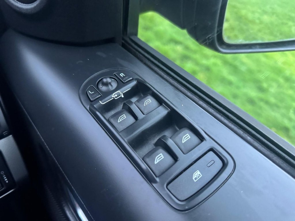 Used Land Rover Freelander 2013 for sale - 77332917: Photo 19