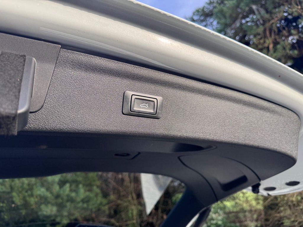 Used Audi Q3 2018 for sale - 76962512: Photo 32