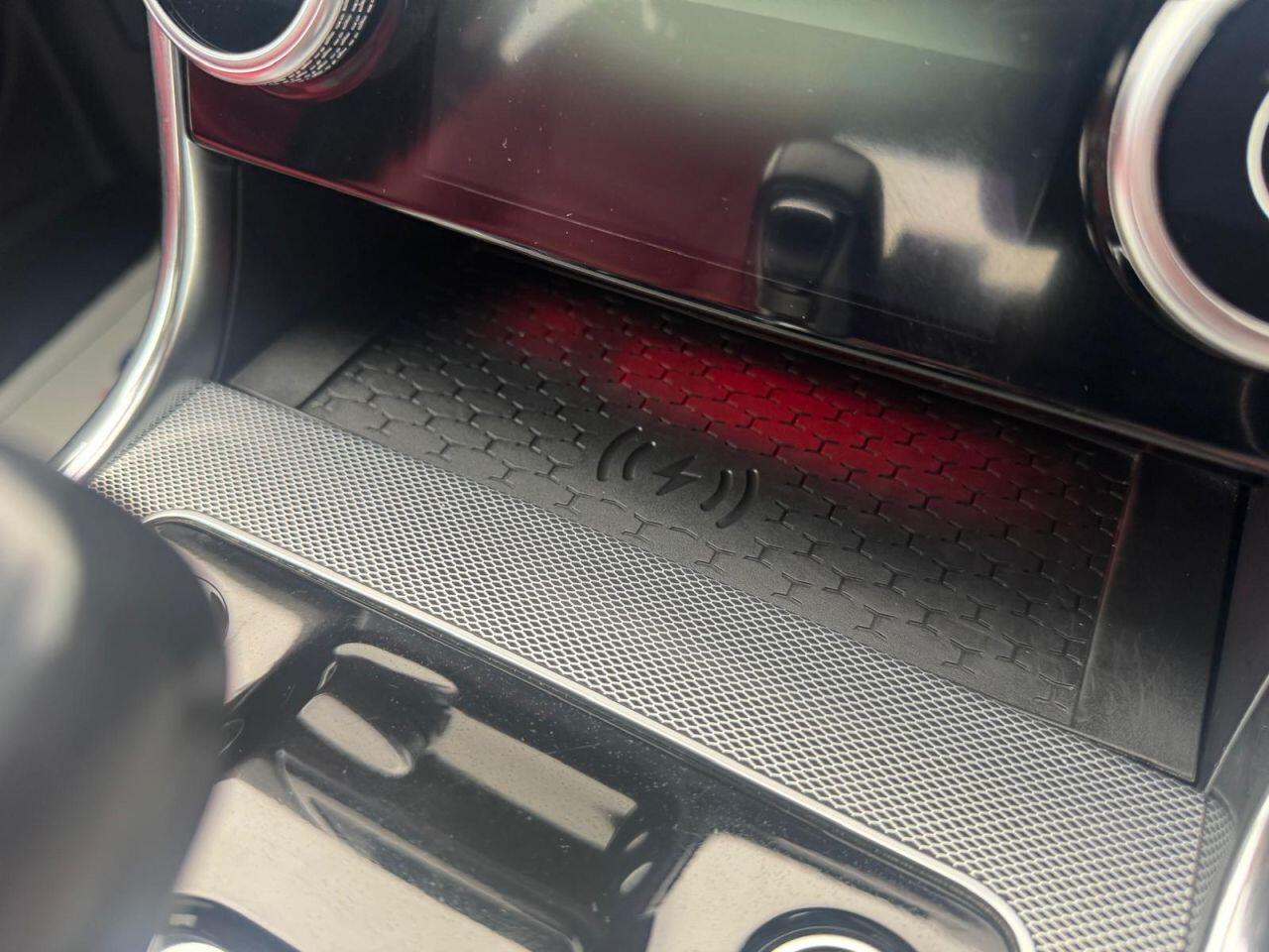 Used Jaguar XE 2020 for sale - 76572034: Photo 43