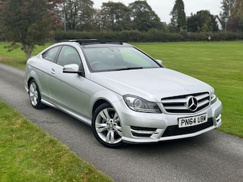 Used Mercedes-Benz C Class 2014 for sale - 76573649: Photo