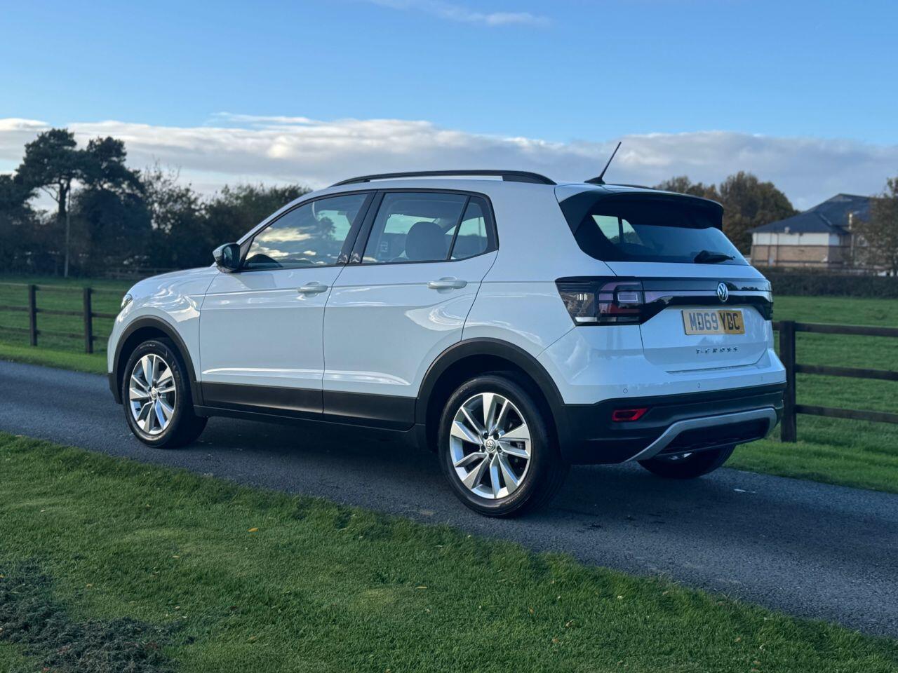 Used Volkswagen T-Cross 2020 for sale - 76572967: Photo 6