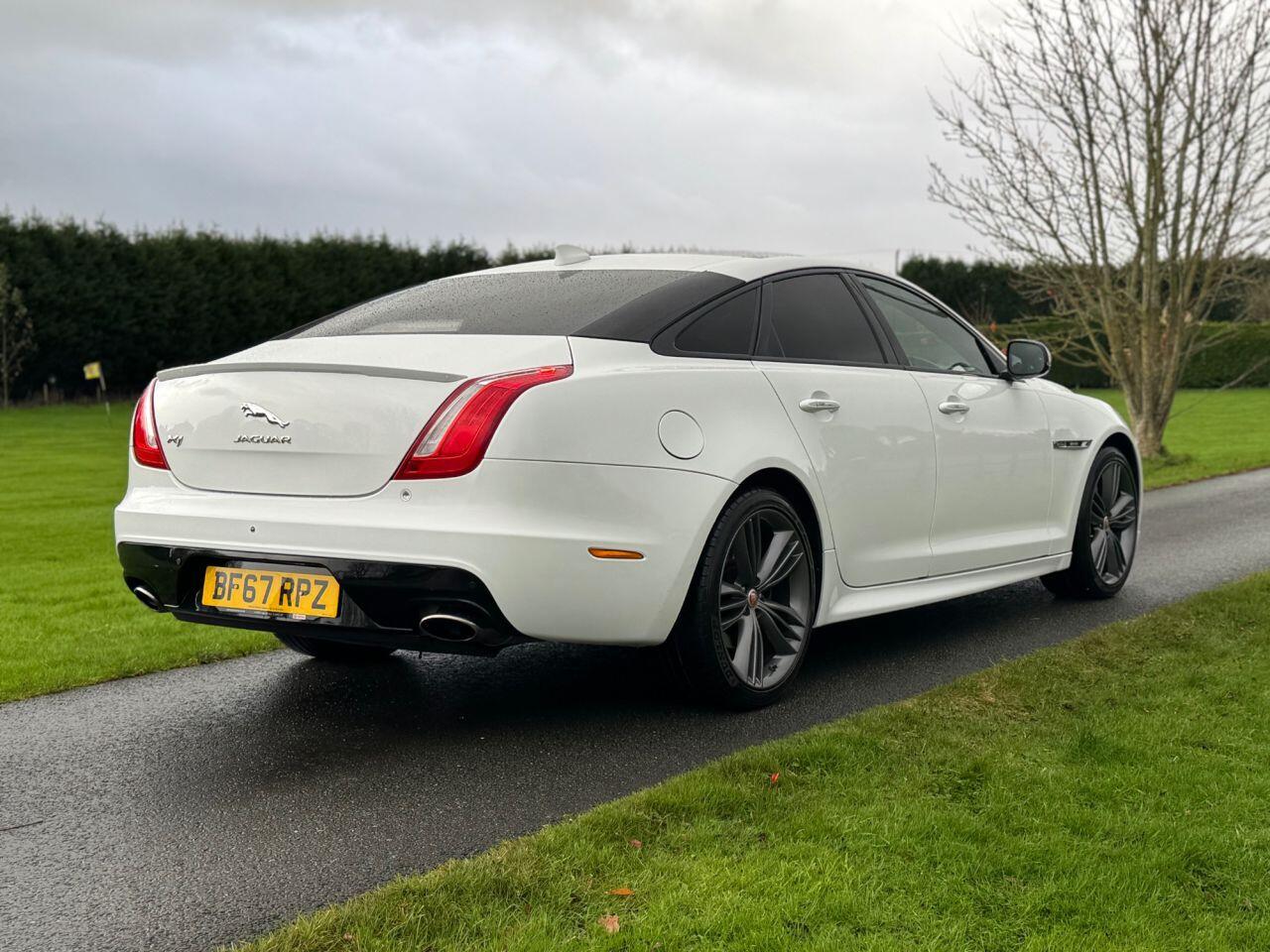 Used Jaguar XJ 2017 for sale - 76619816: Photo 4