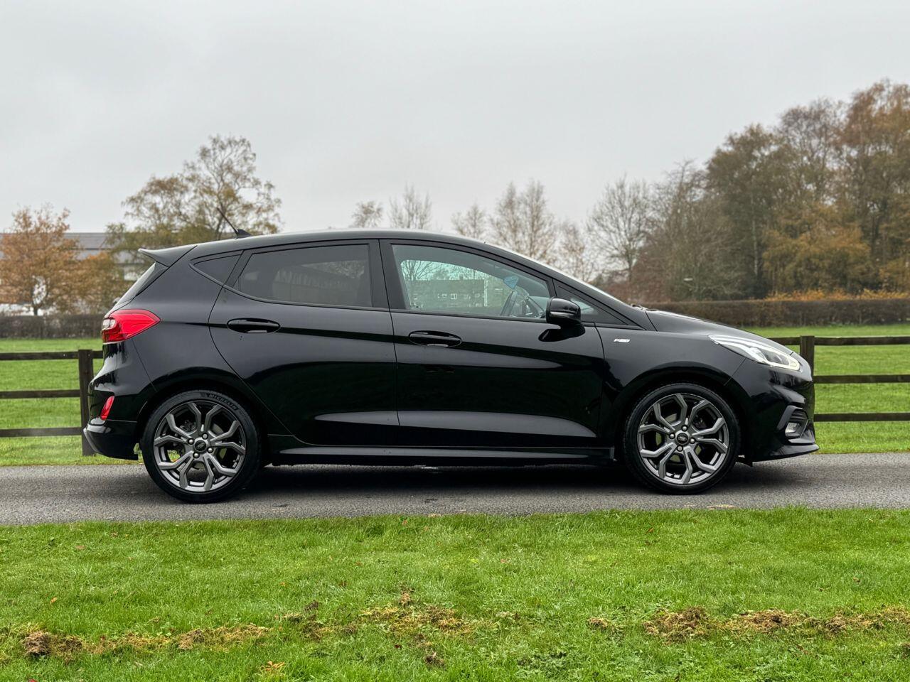 Used Ford Fiesta 2019 for sale - 76573132: Photo 3
