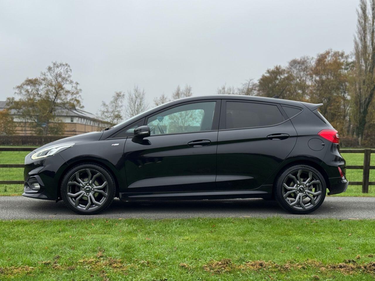 Used Ford Fiesta 2019 for sale - 76573132: Photo 7