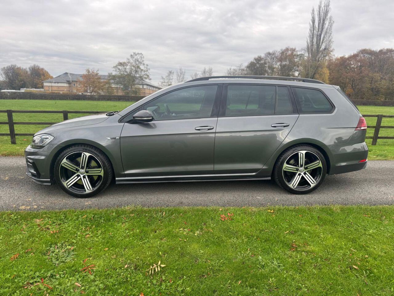 Used Volkswagen Golf 2019 for sale - 76572133: Photo 9