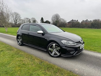 Used Volkswagen Golf 2019 for sale - 77332928: Photo