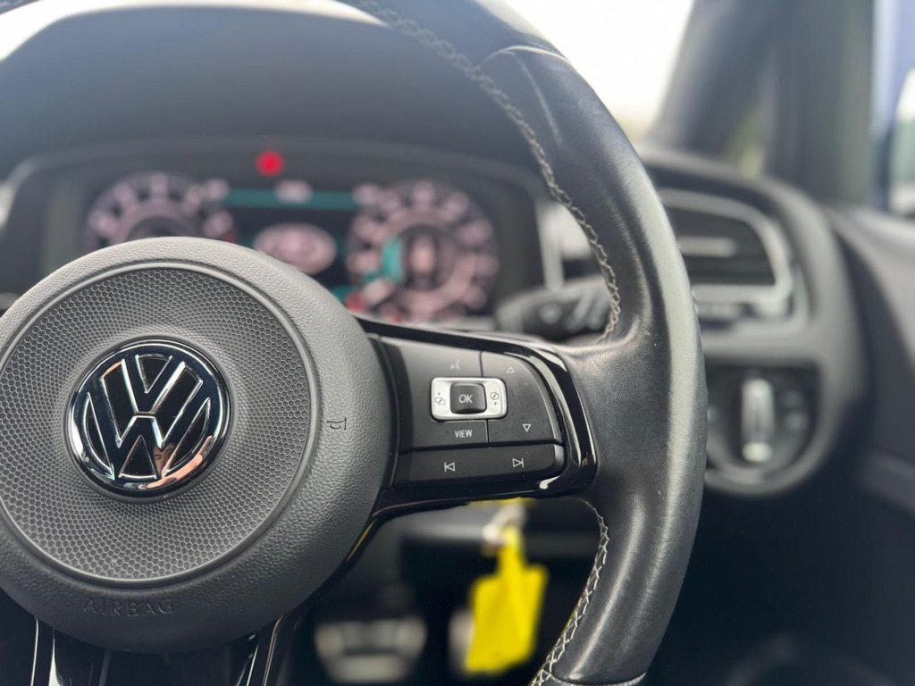 Used Volkswagen Golf 2019 for sale - 77332928: Photo 33