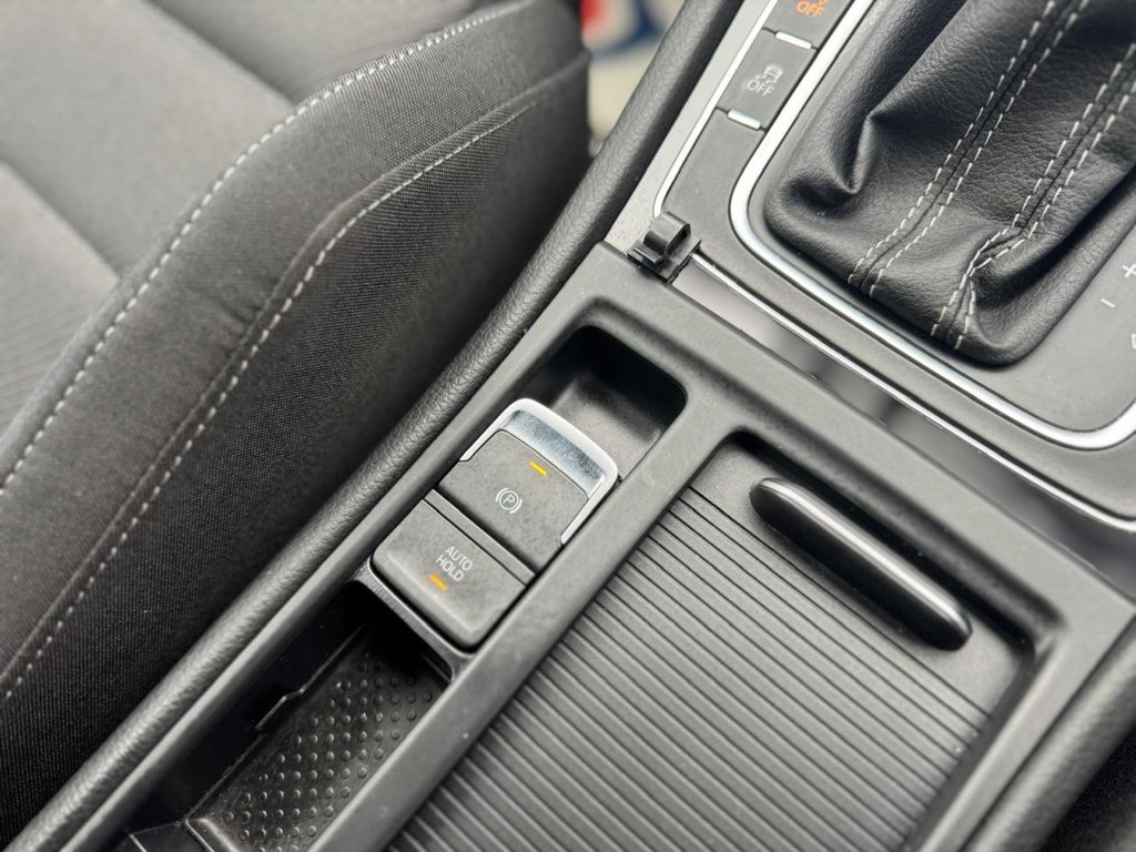 Used Volkswagen Golf 2019 for sale - 77332928: Photo 40