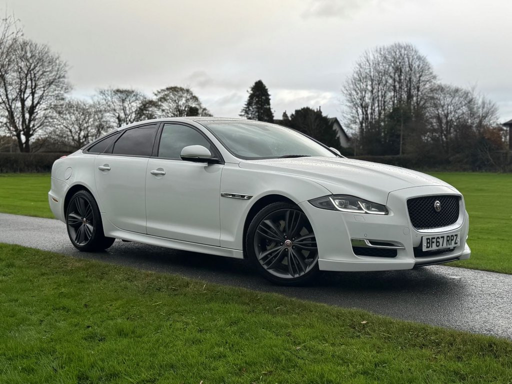 Used Jaguar XJ 2017 for sale - 76649580: Photo 2